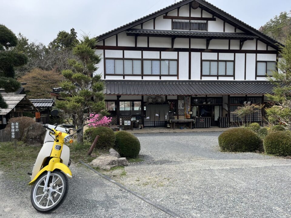 丹波猪村とスーパーカブ