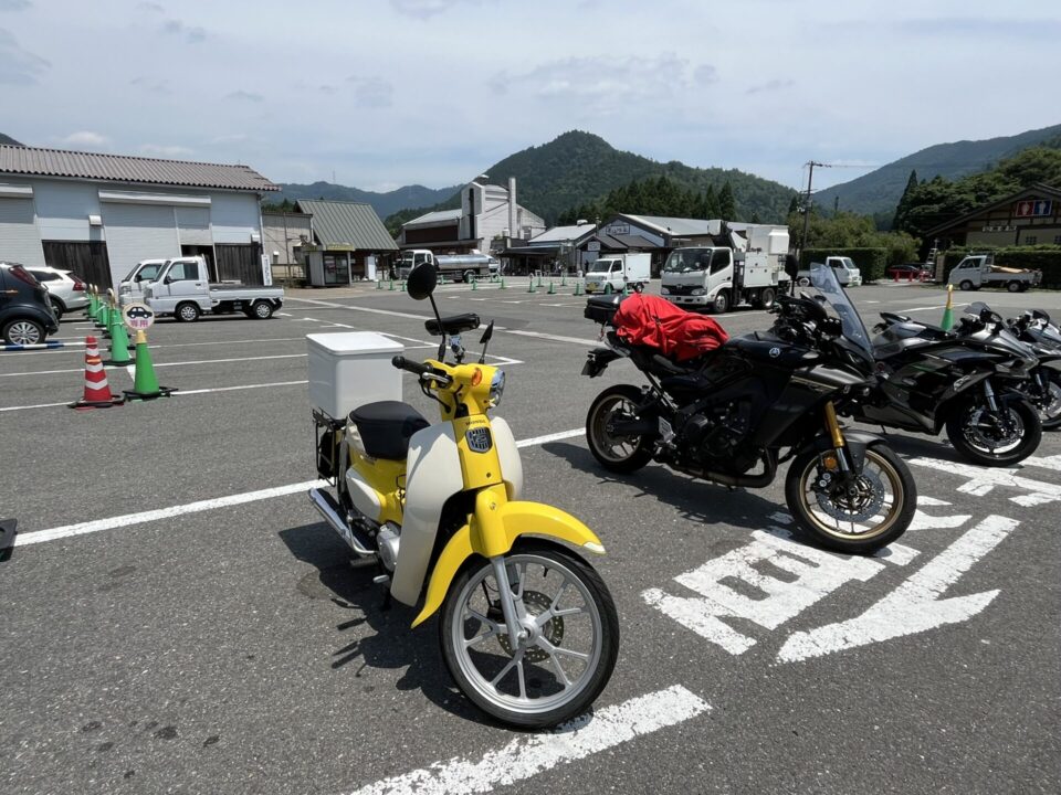 道の駅「美山ふれあい広場」とスーパーカブ
