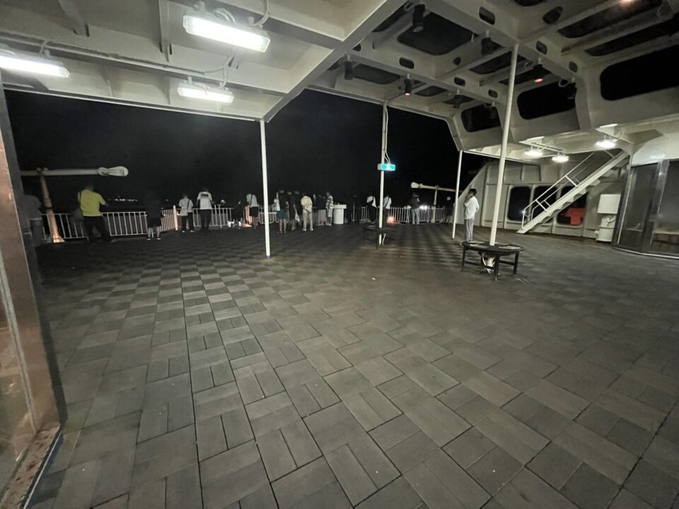 新日本海フェリーの船内 展望デッキ