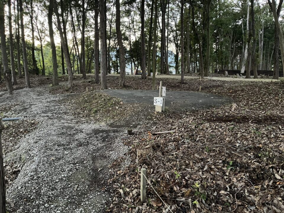 「日本のへそ キャンプ場」 ソロサイト S1