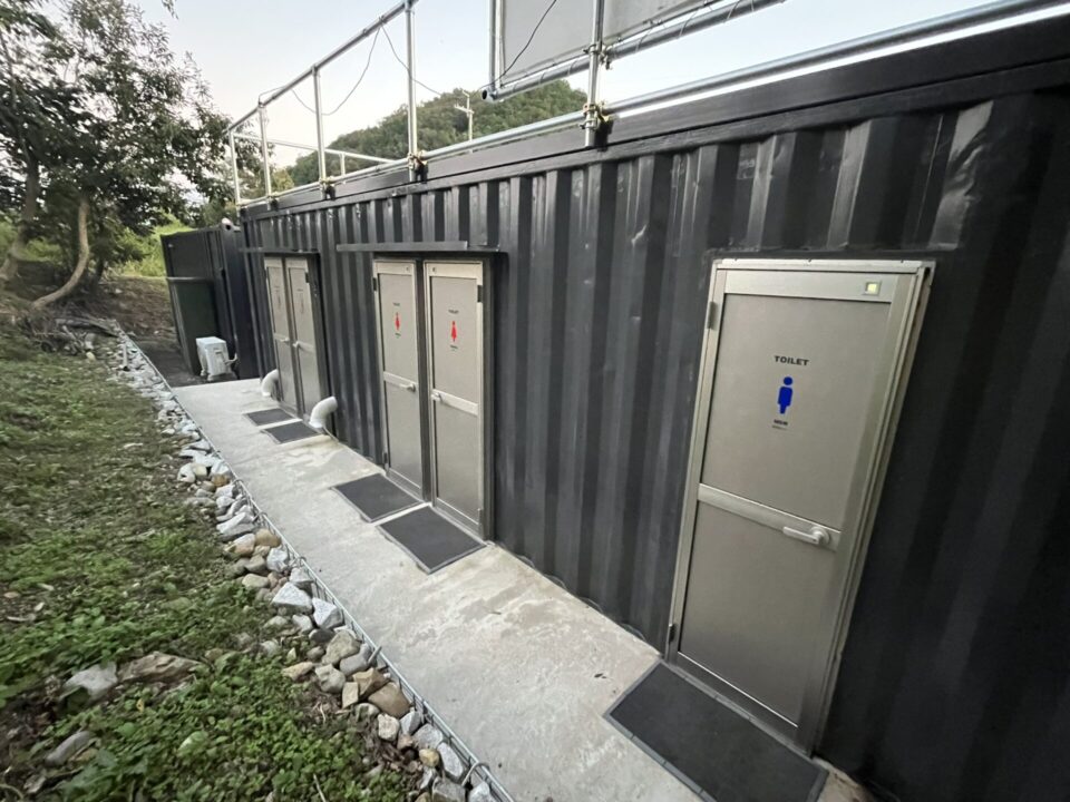 「日本のへそ キャンプ場」 トイレ