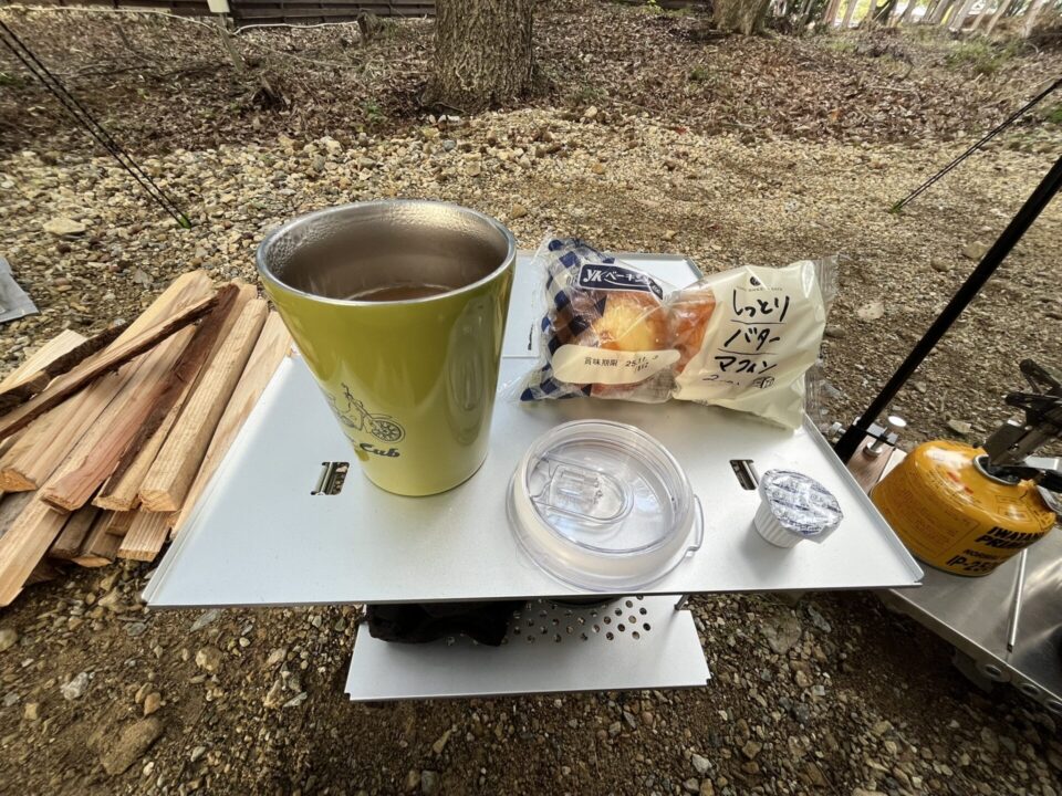 日本のへそ キャンプ場」 ソロサイト S3 コーヒー休憩