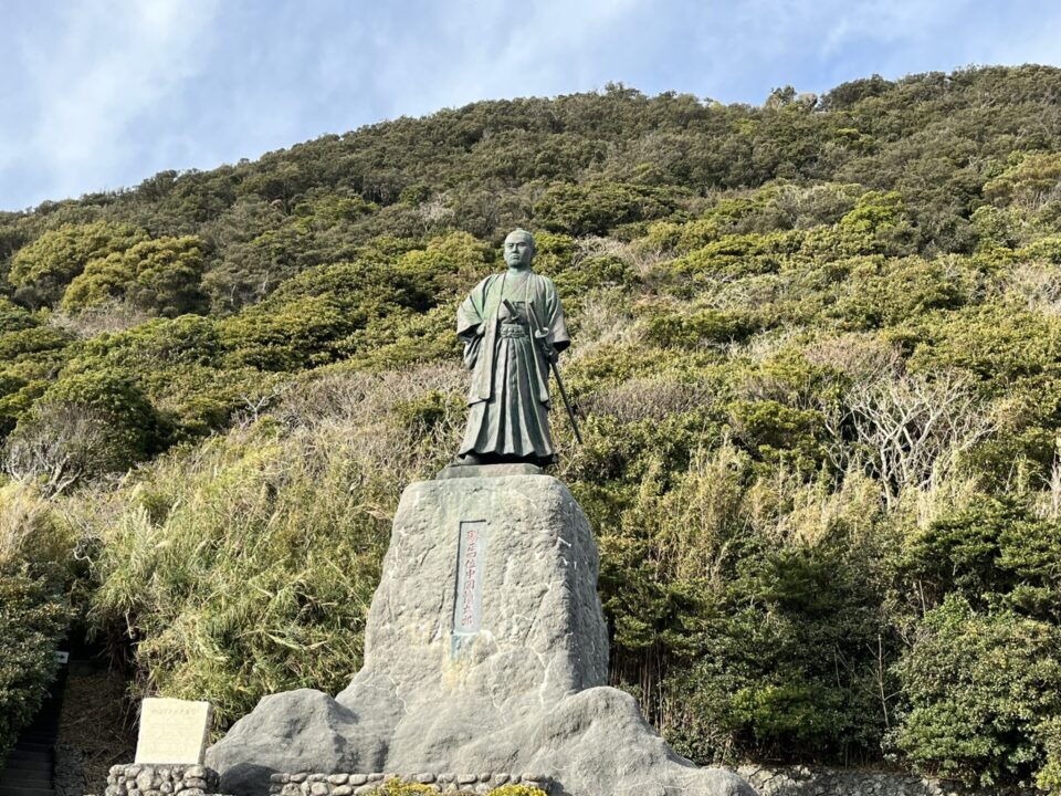 室戸岬にある銅像