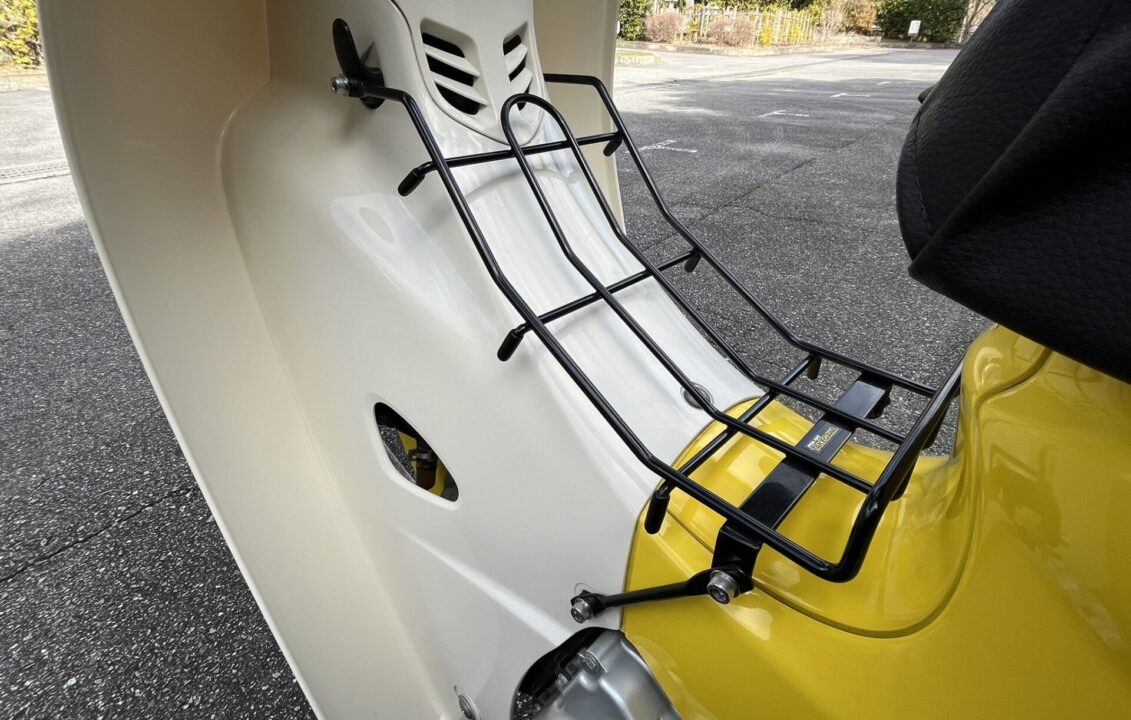 スーパーカブ110に取り付けている装備の紹介　TAKEGAWAセンターキャリア